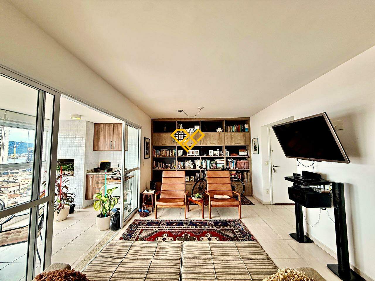 Apartamento à venda no Ponta da Praia: Sala