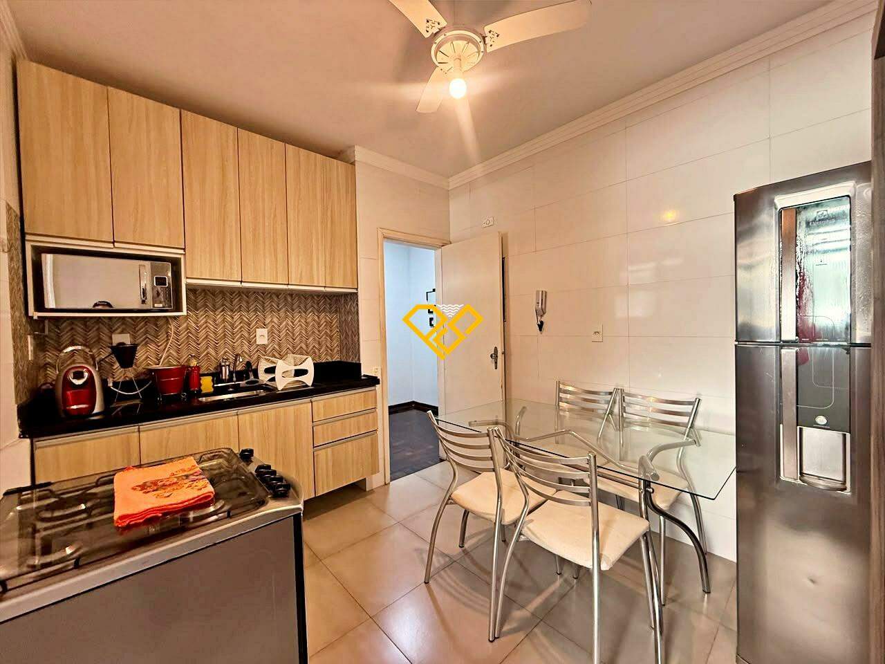 Apartamento para aluguel no Ponta da Praia: Cozinha