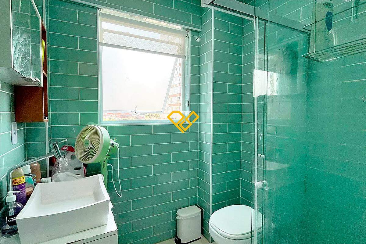 Apartamento à venda no Embaré: