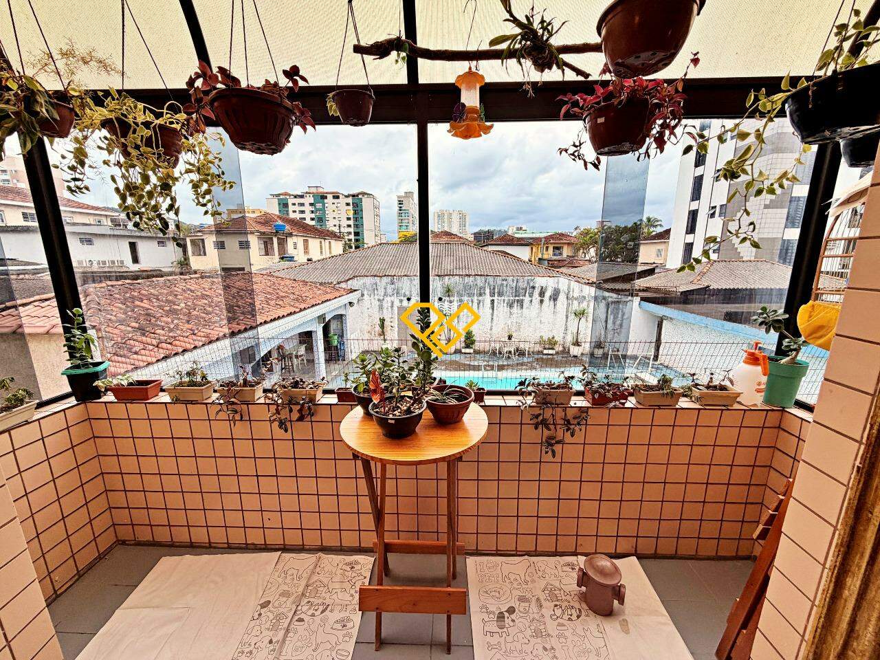 Apartamento à venda no Gonzaga: Varanda
