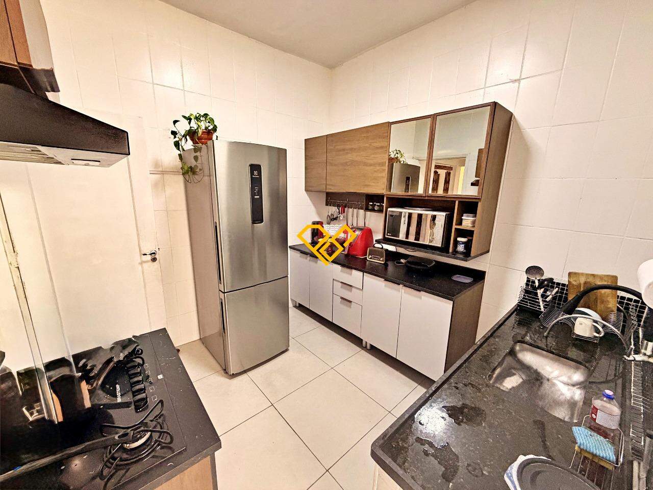 Apartamento à venda no Gonzaga: Cozinha