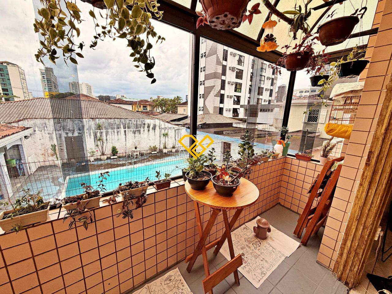 Apartamento à venda no Gonzaga: Varanda