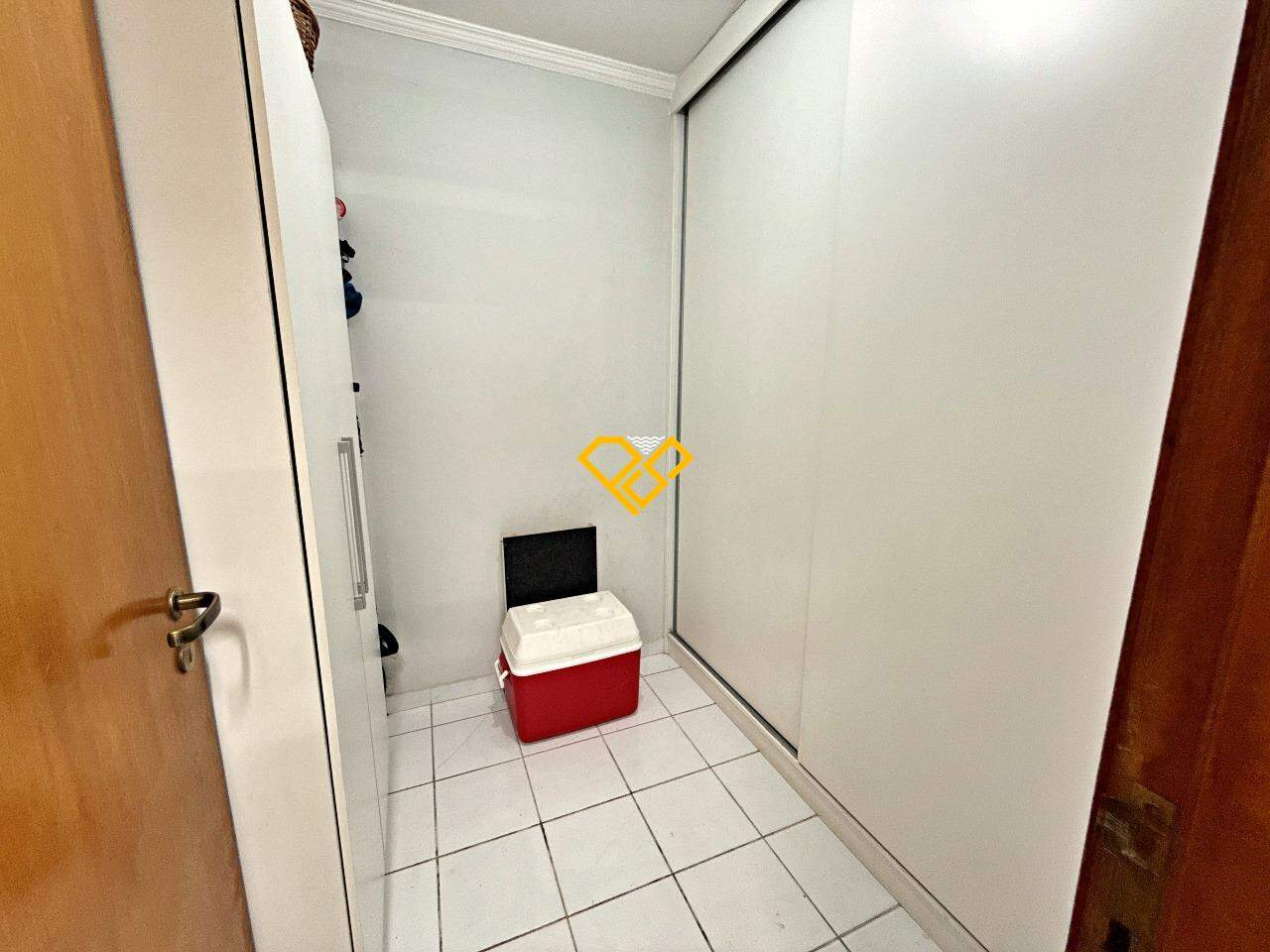 Apartamento à venda no Boqueirão: Dependência