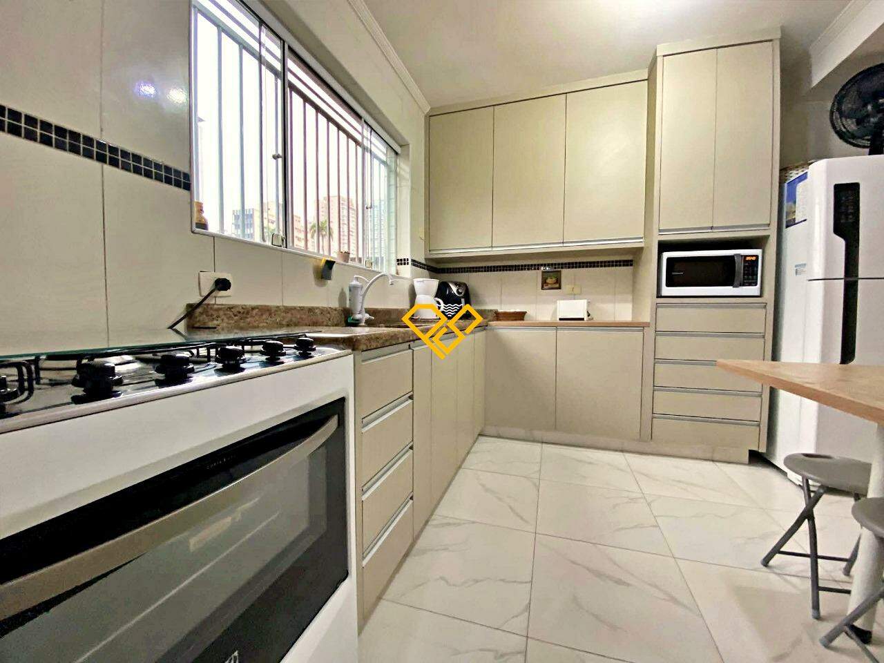 Sobrado à venda no Vila Mathias: Cozinha