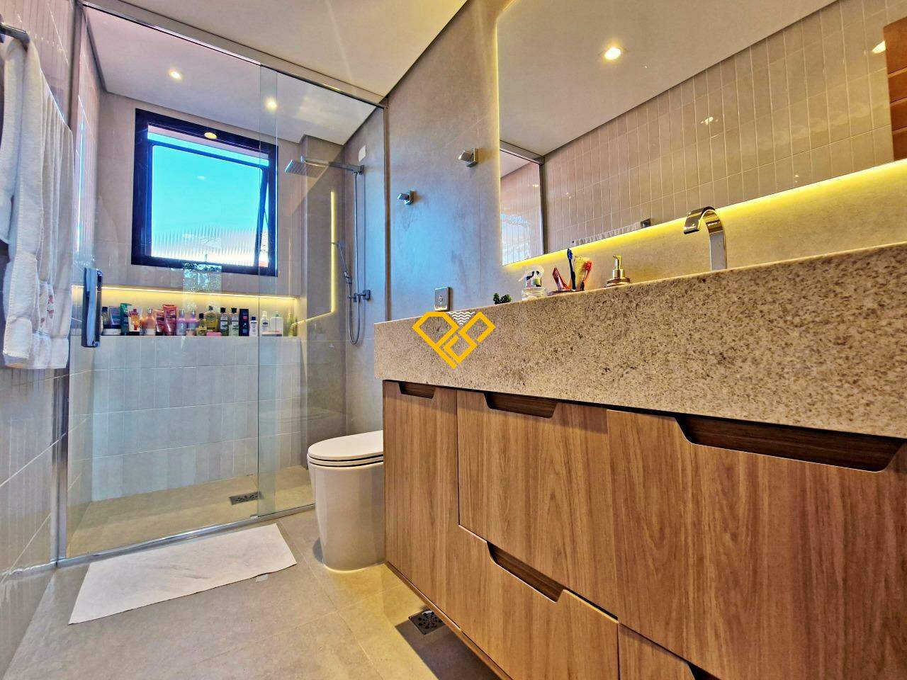 Casa à venda no Morro Nova Cintra: Wc suíte 4