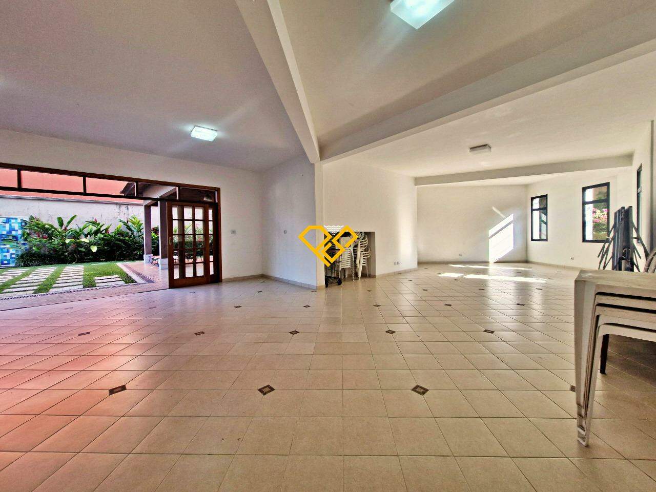 Casa à venda no Morro Nova Cintra: Salão de festas