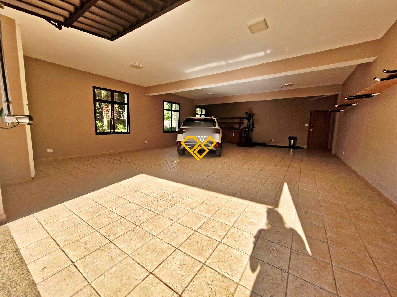 Casa à venda no Morro Nova Cintra: Garagem