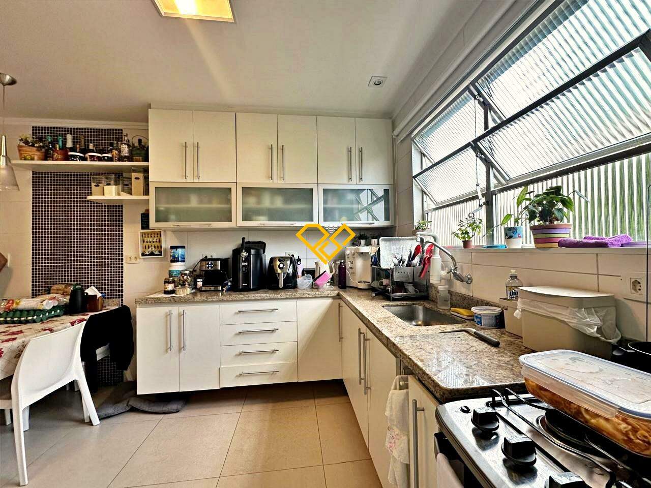 Apartamento à venda no Aparecida: Cozinha