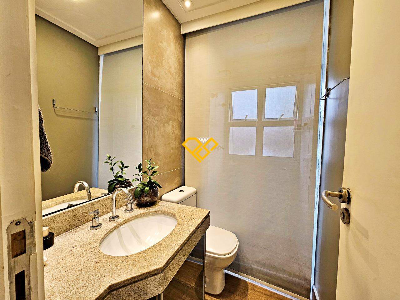 Apartamento à venda no José Menino: Wc social