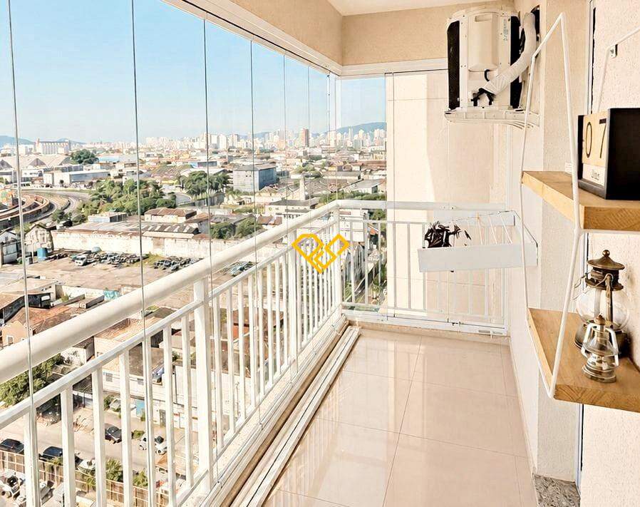 Apartamento para aluguel no Vila Mathias: Varanda