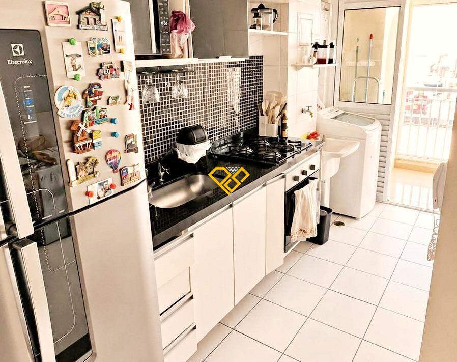 Apartamento para aluguel no Vila Mathias: Cozinha