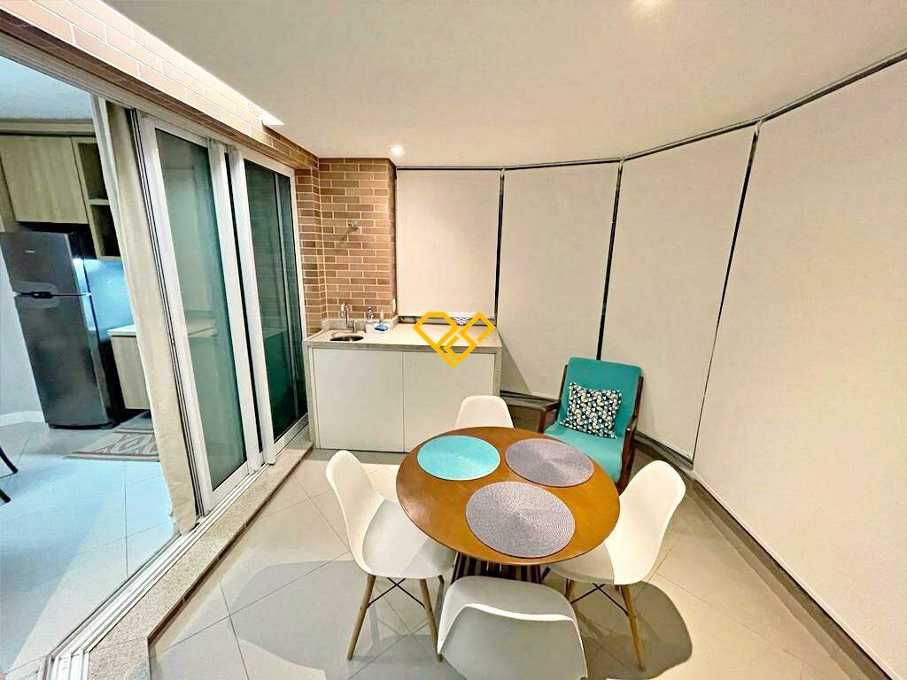 Apartamento à venda no Pompéia: Varanda