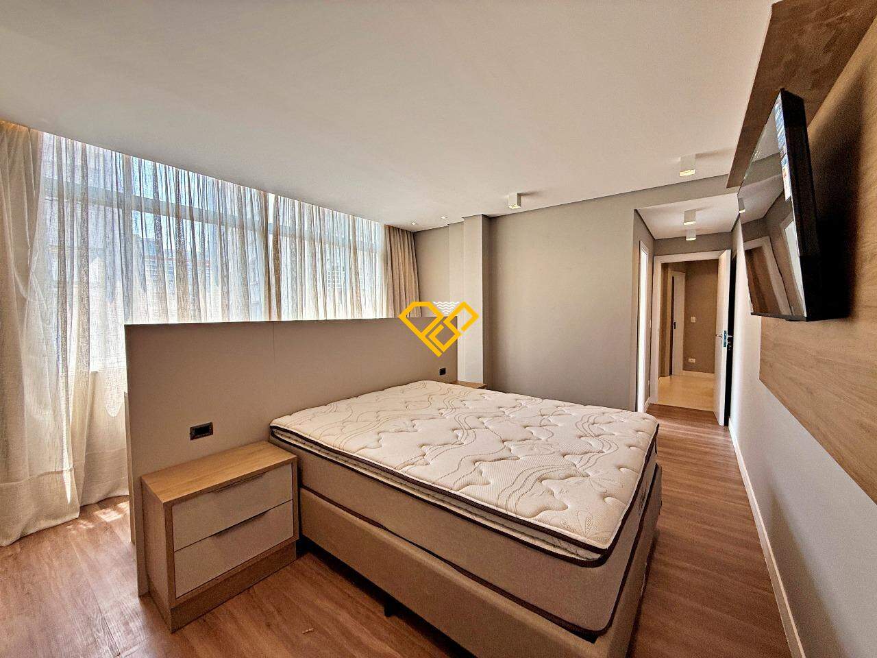 Apartamento à venda no Gonzaga: Dormitório 1 - suíte master