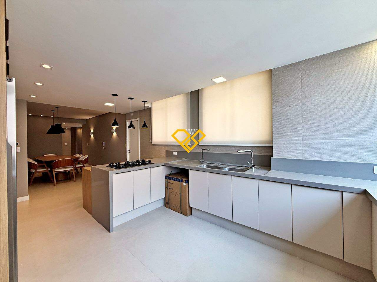 Apartamento à venda no Gonzaga: Cozinha