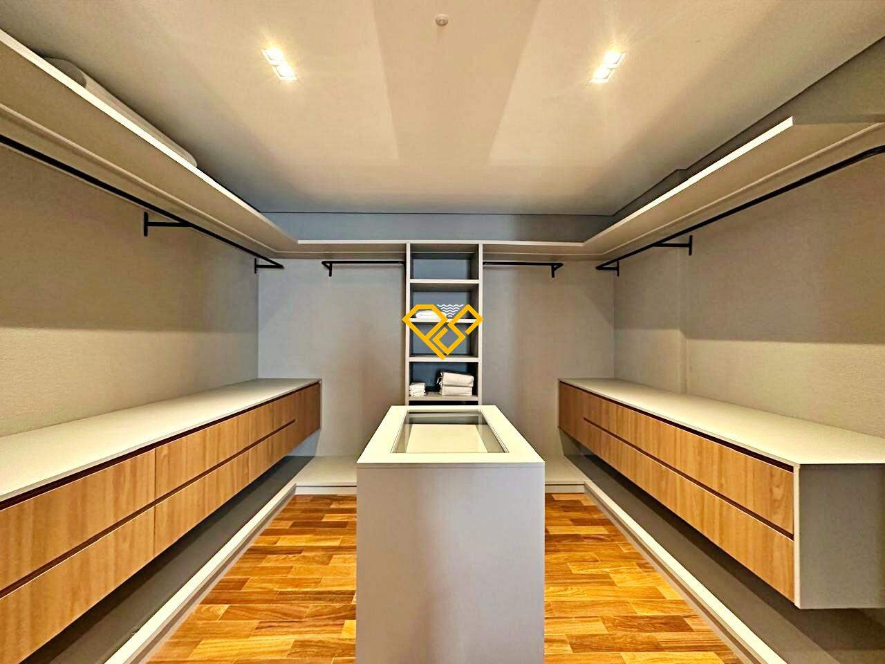 Apartamento à venda no Boqueirão: Suíte 1 - master - closet