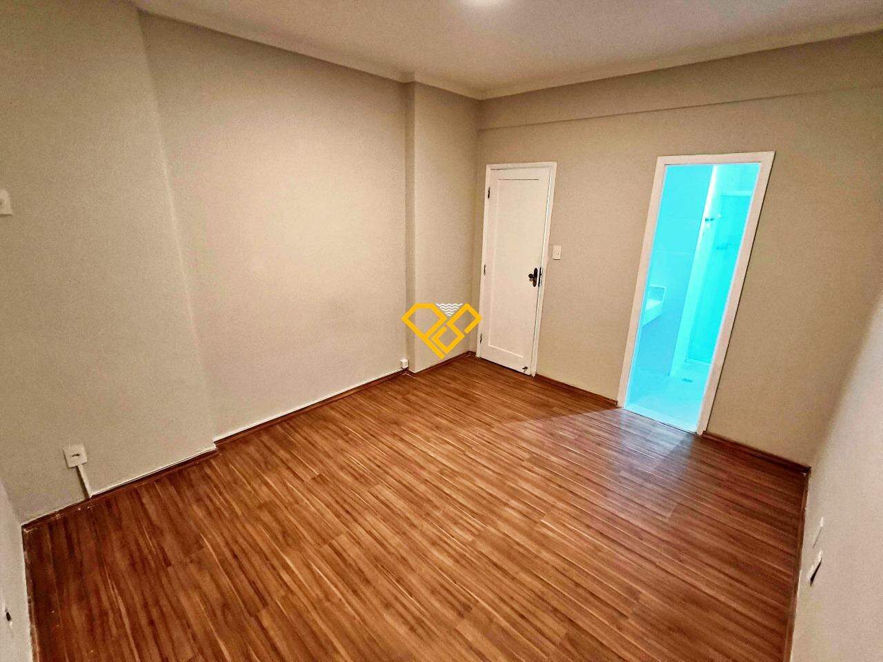Apartamento à venda no Boqueirão: Dormitório 1 - suite