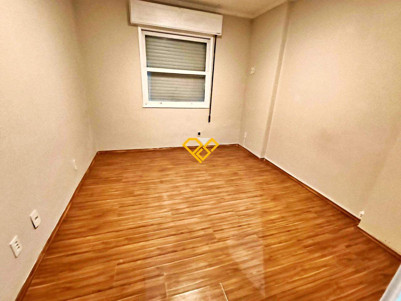 Apartamento à venda no Boqueirão: Dormitório 1 - suite