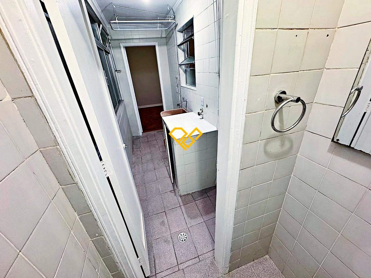 Apartamento à venda no Embaré: Área de serviço