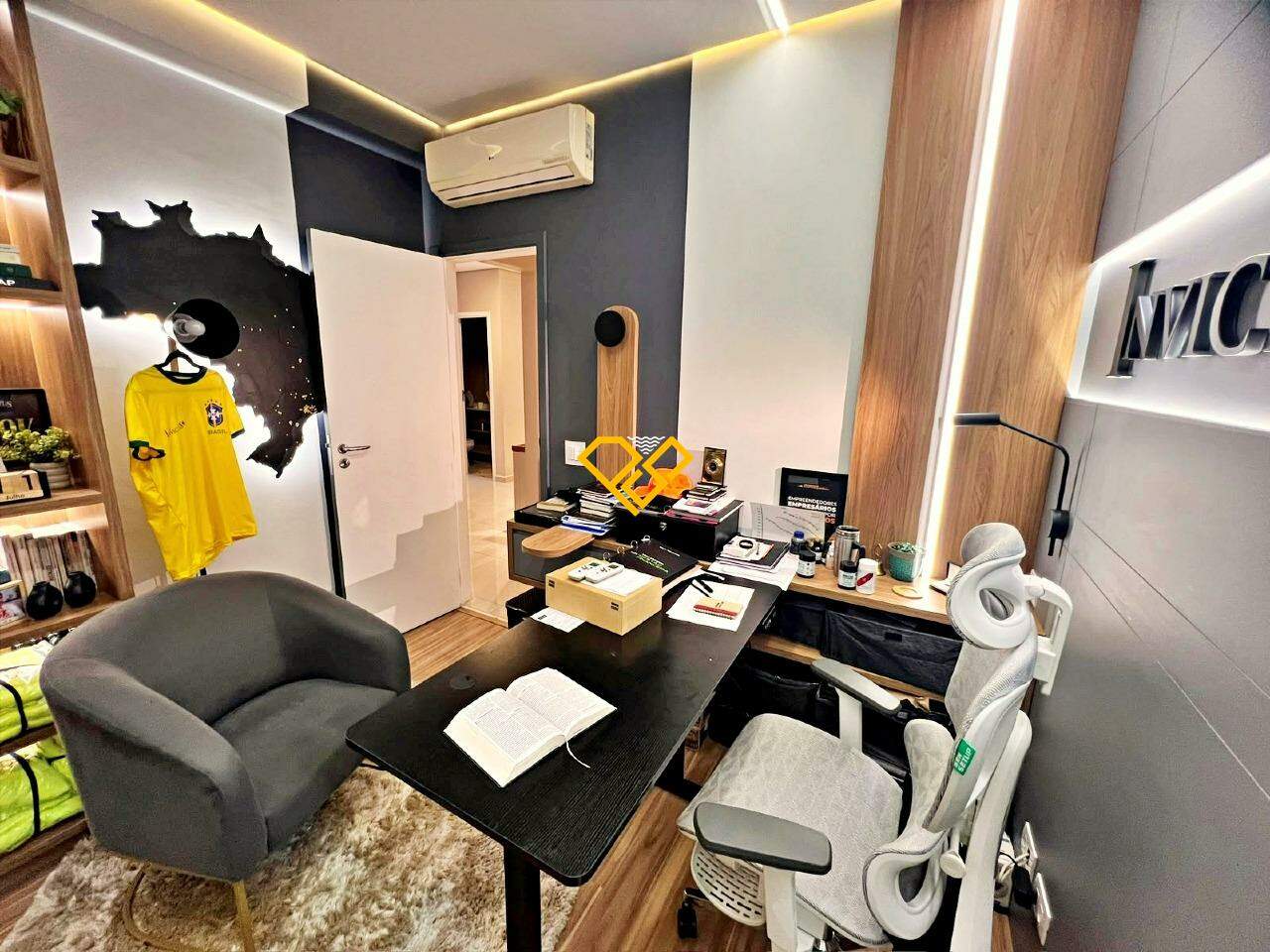 Apartamento à venda no Gonzaga: Dormitório 3 - suíte americana