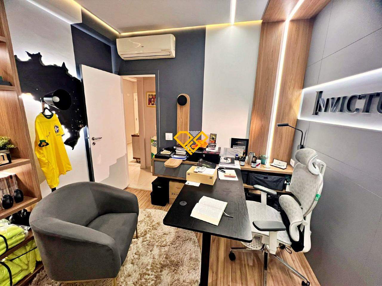 Apartamento à venda no Gonzaga: Dormitório 3 - suíte americana