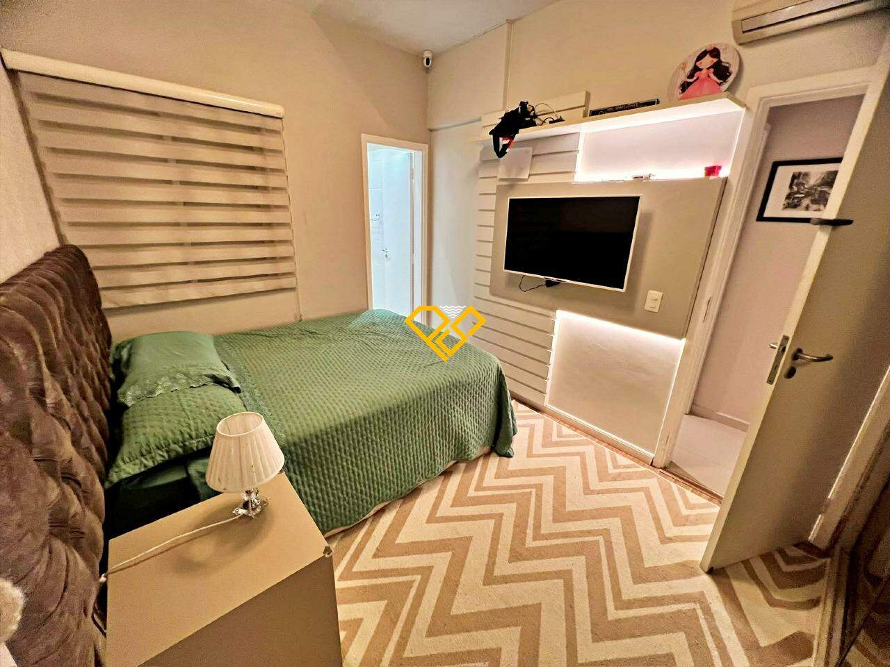 Apartamento à venda no Gonzaga: Dormitório 1 - suíte