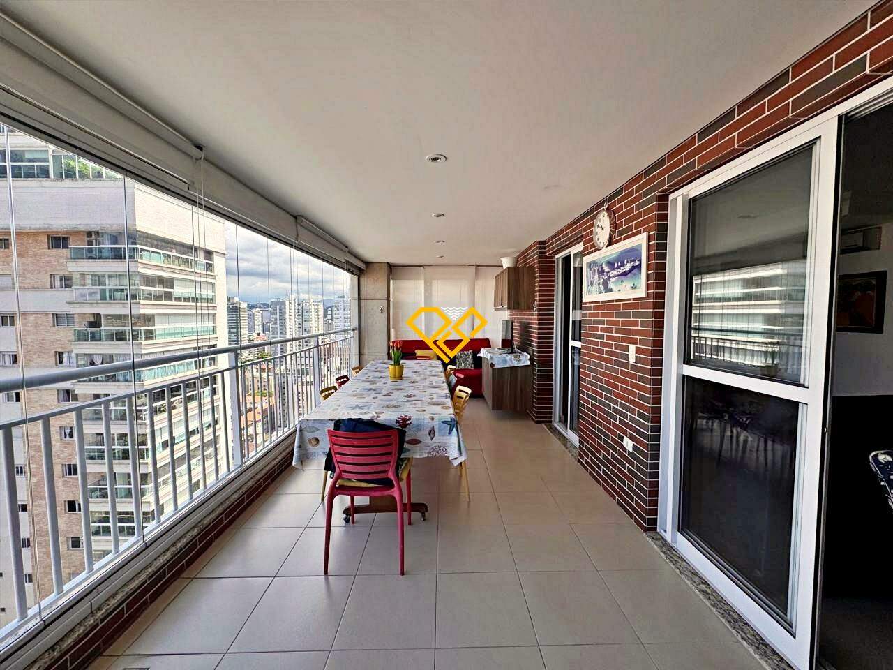 Apartamento para aluguel no Boqueirão: Varanda com churrasqueira