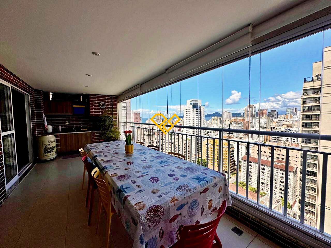 Apartamento para aluguel no Boqueirão: Varanda com churrasqueira