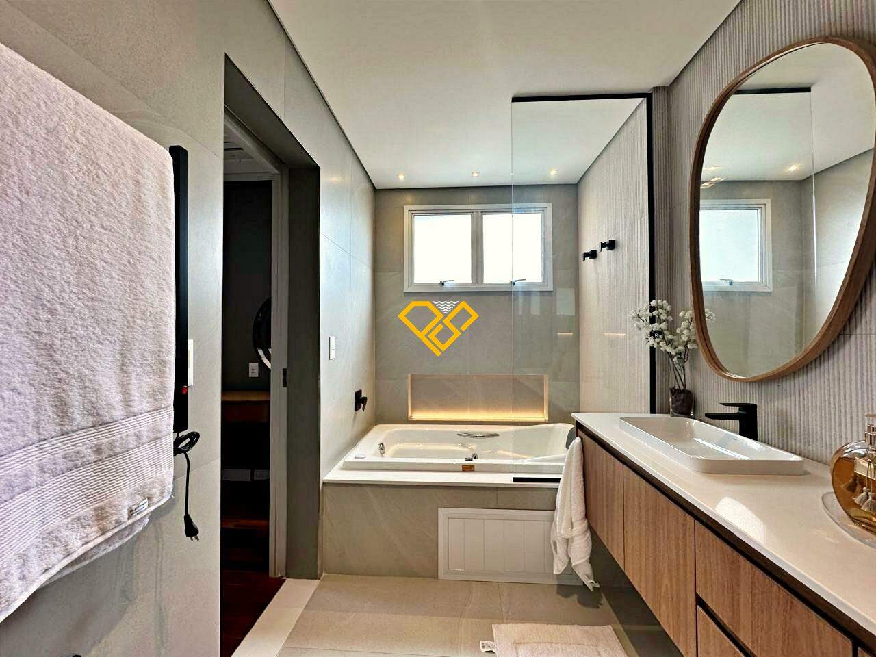 Apartamento para aluguel no Boqueirão: Wc suíte 1 - master