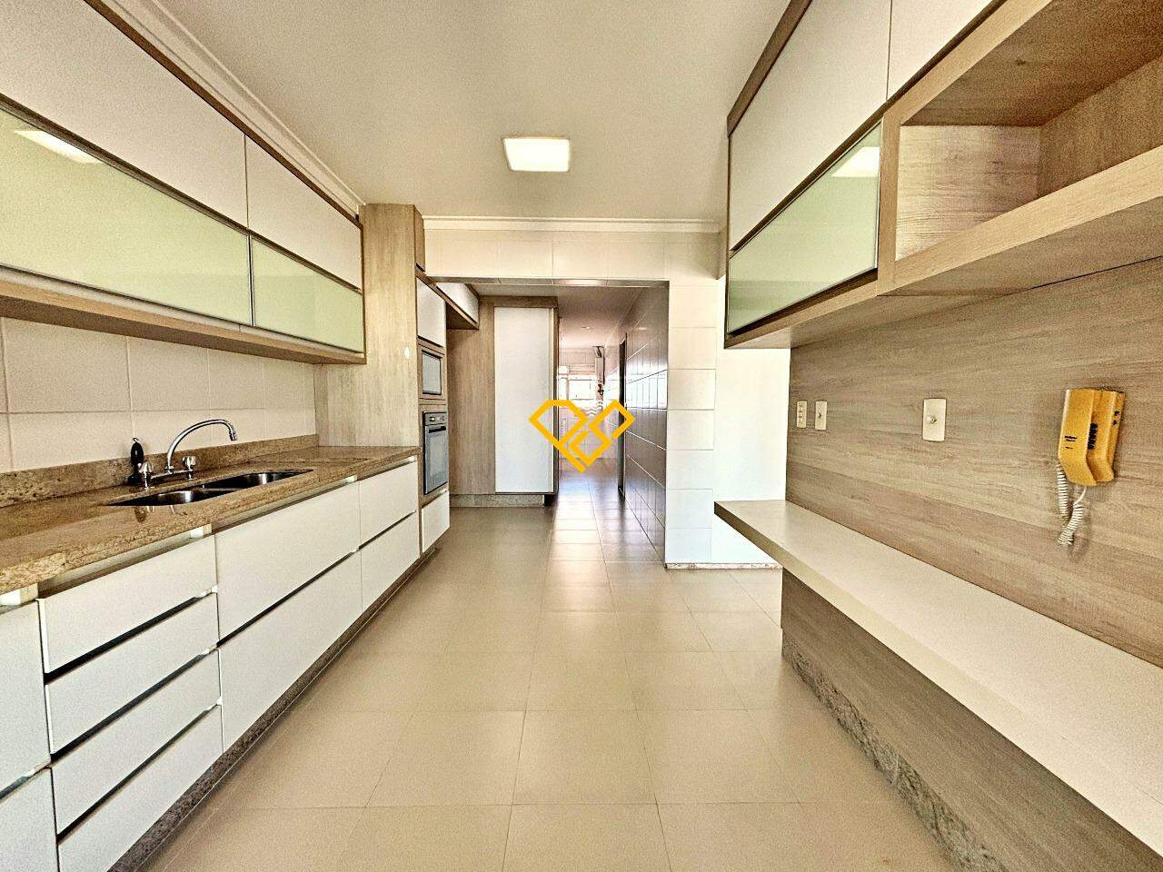 Apartamento à venda no Embaré: Cozinha