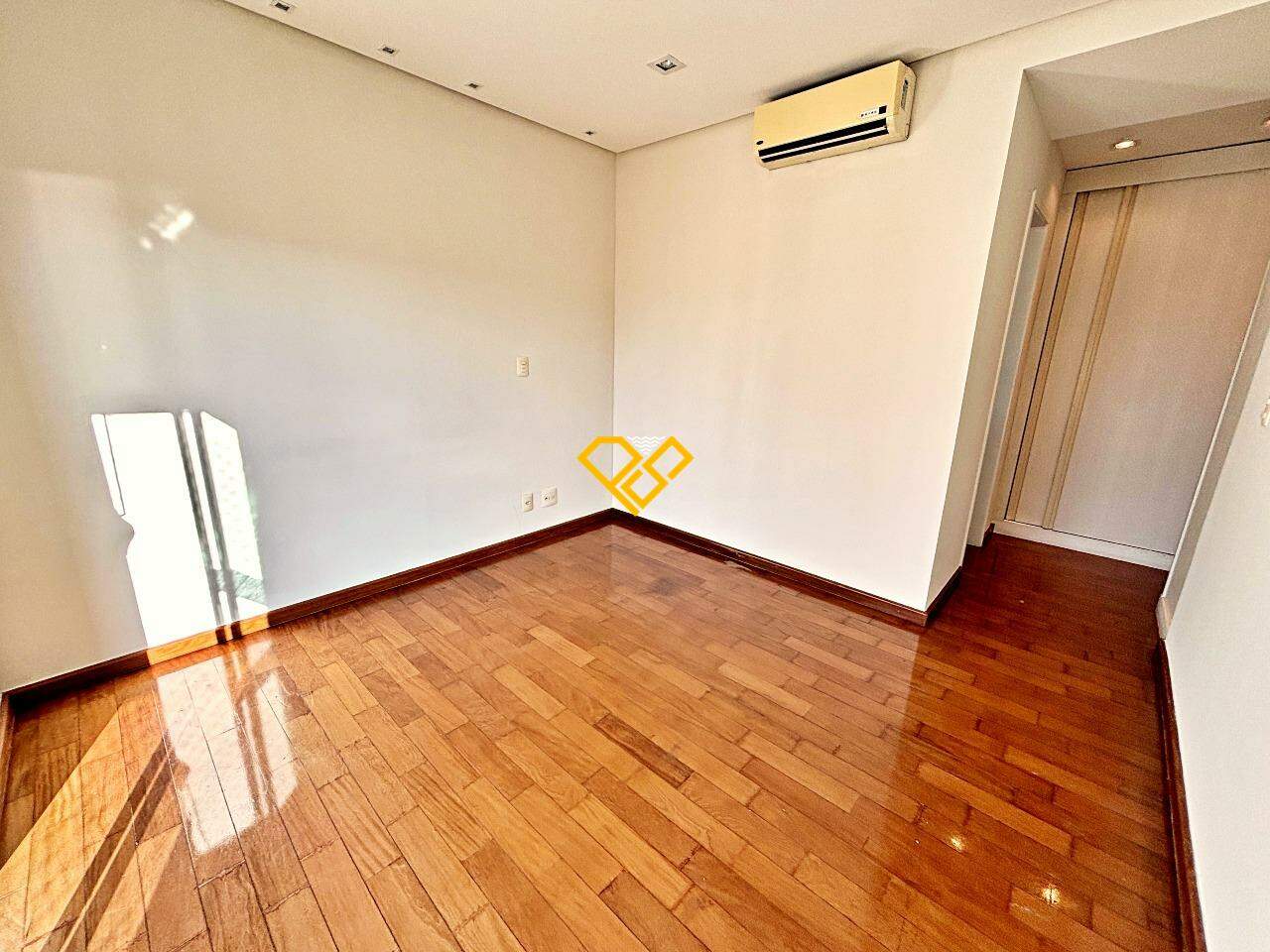 Apartamento à venda no Embaré: Suíte 1