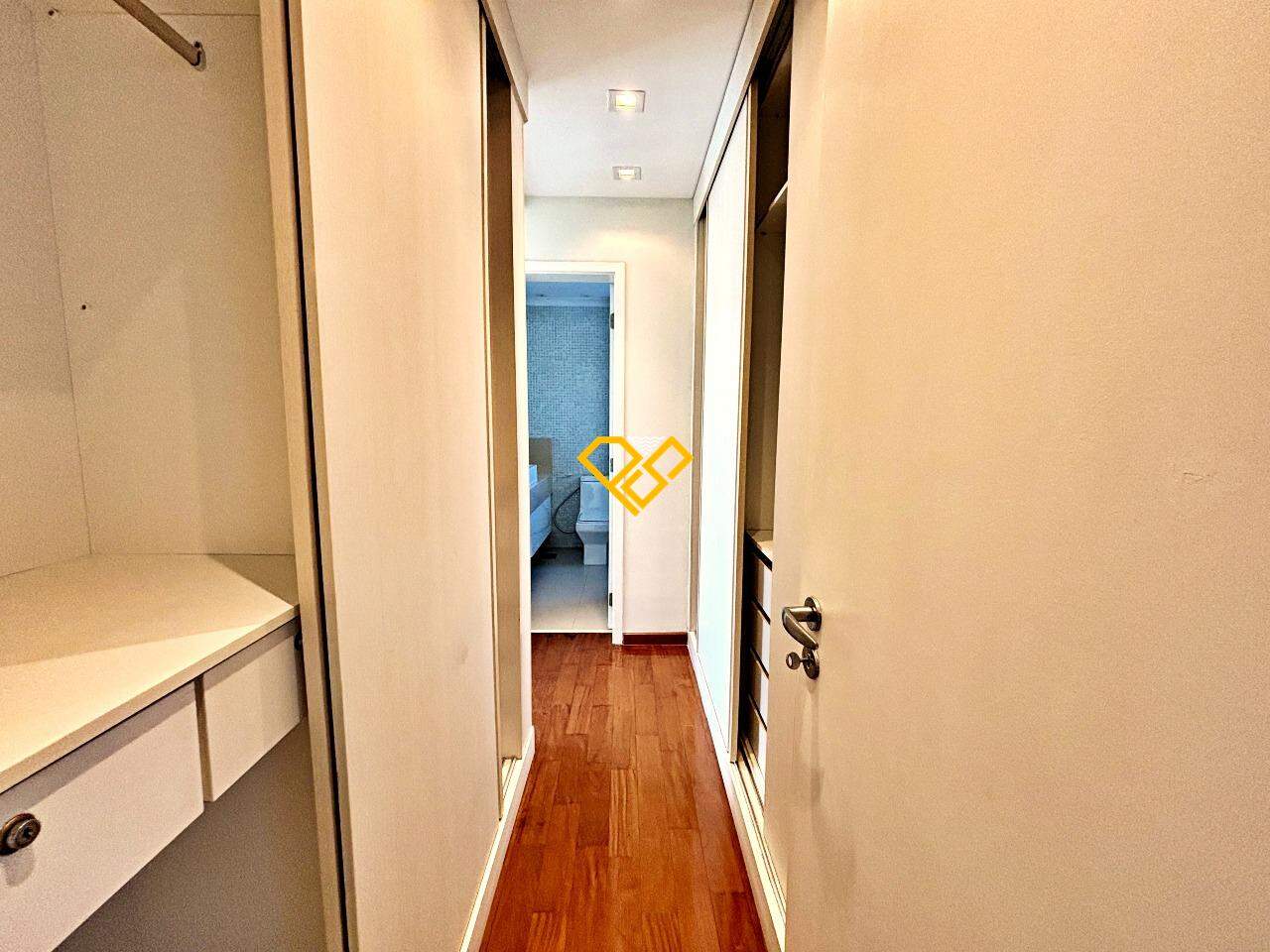 Apartamento à venda no Embaré: Suíte 1