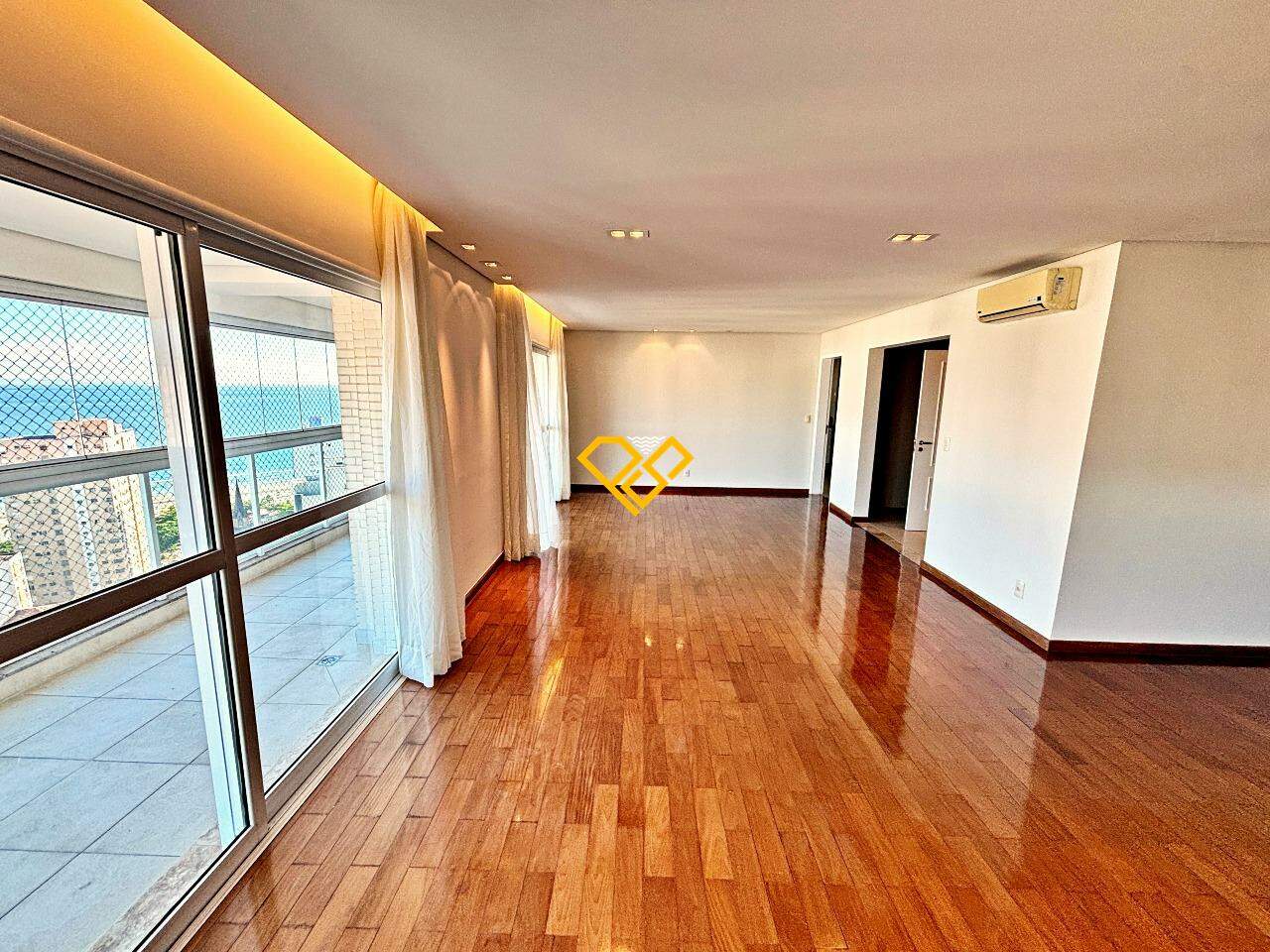 Apartamento à venda no Embaré: Sala