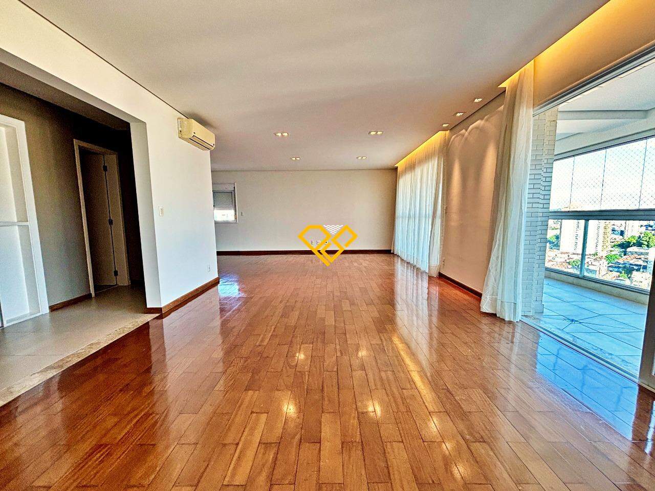Apartamento à venda no Embaré: Sala