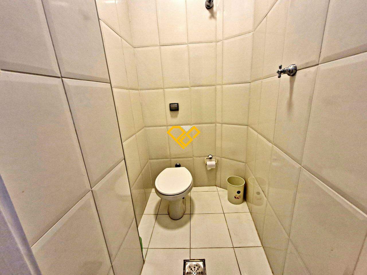 Apartamento para aluguel no Boqueirão: Wc de serviço
