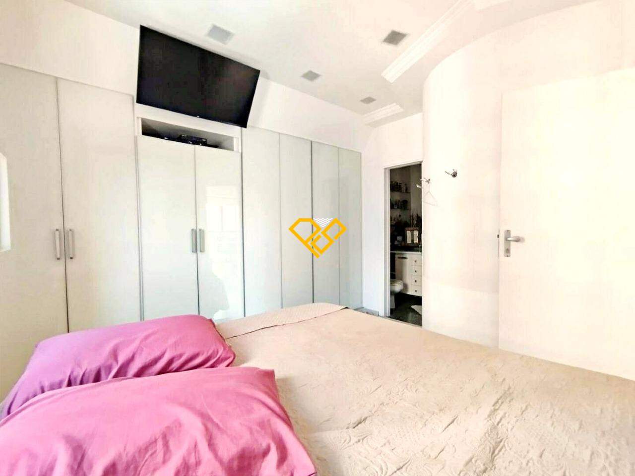 Apartamento Duplex à venda no Ponta da Praia: Dormitório 1