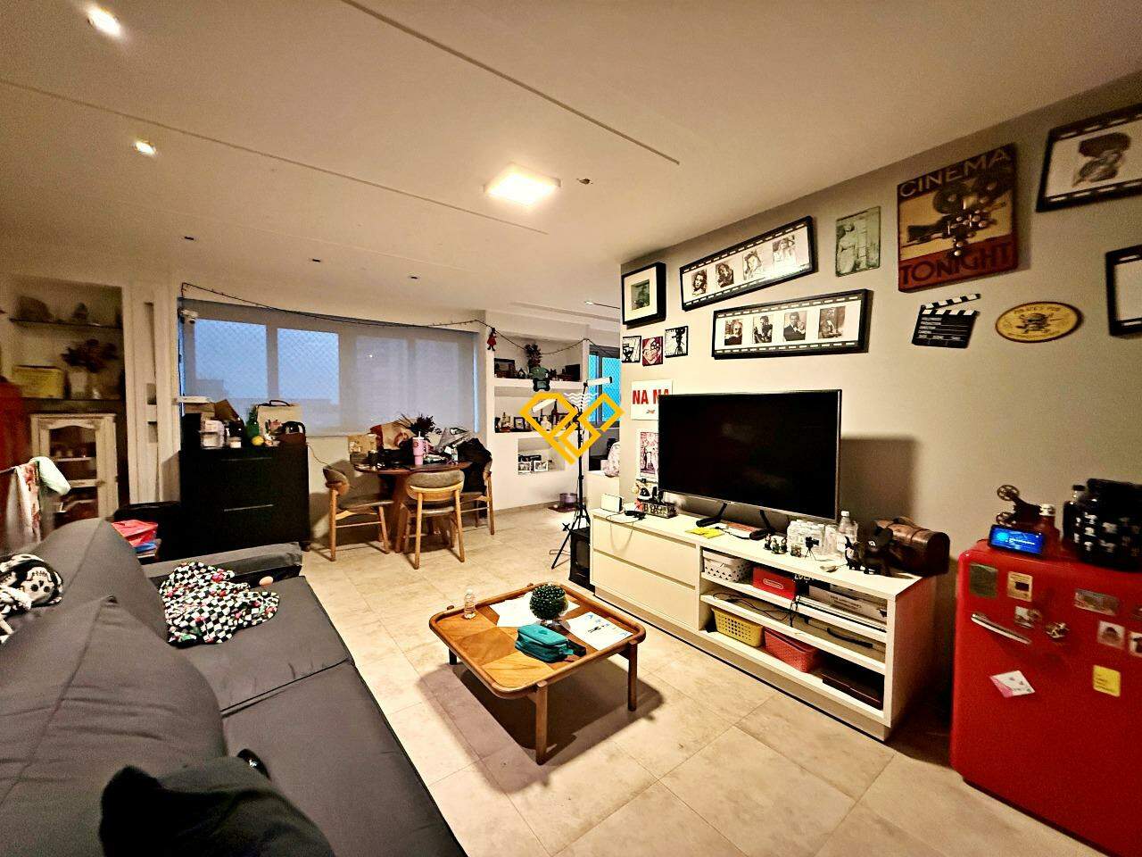 Cobertura à venda no Ponta da Praia: Sala 1° piso