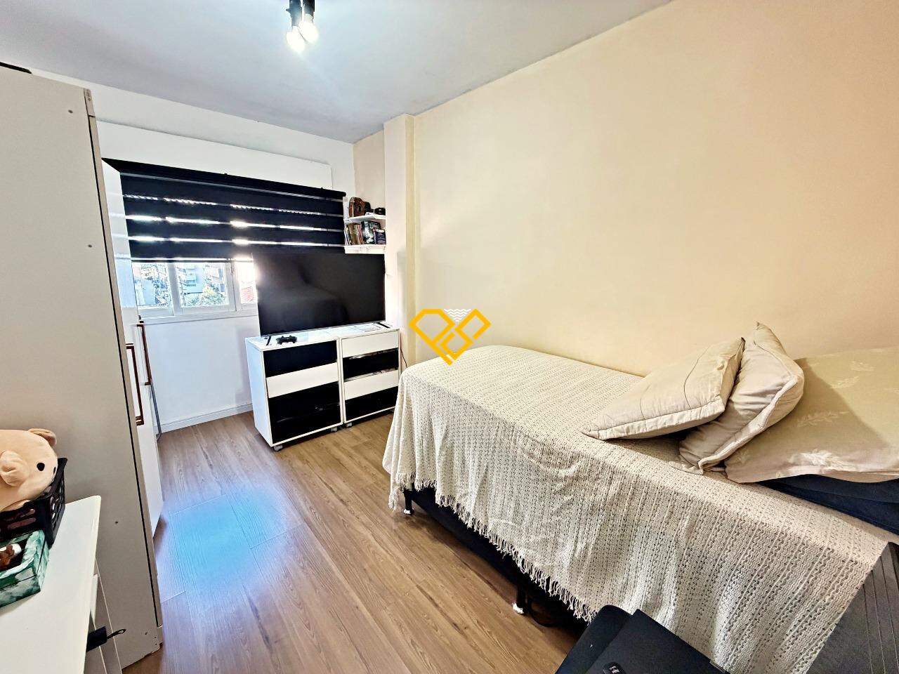 Apartamento para aluguel no Embaré: Dormitório 2