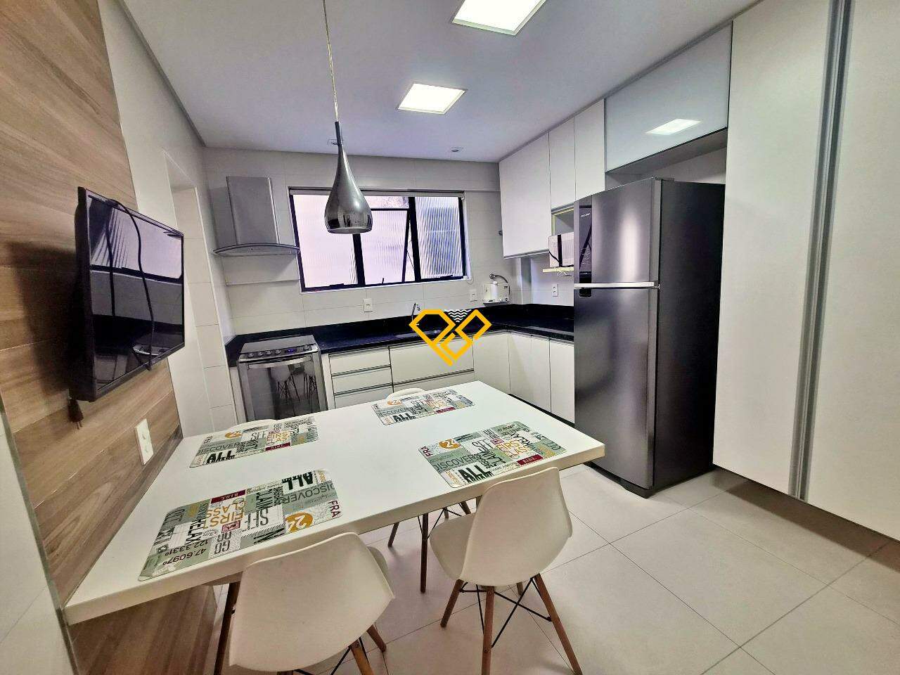 Apartamento à venda no Embaré: Cozinha