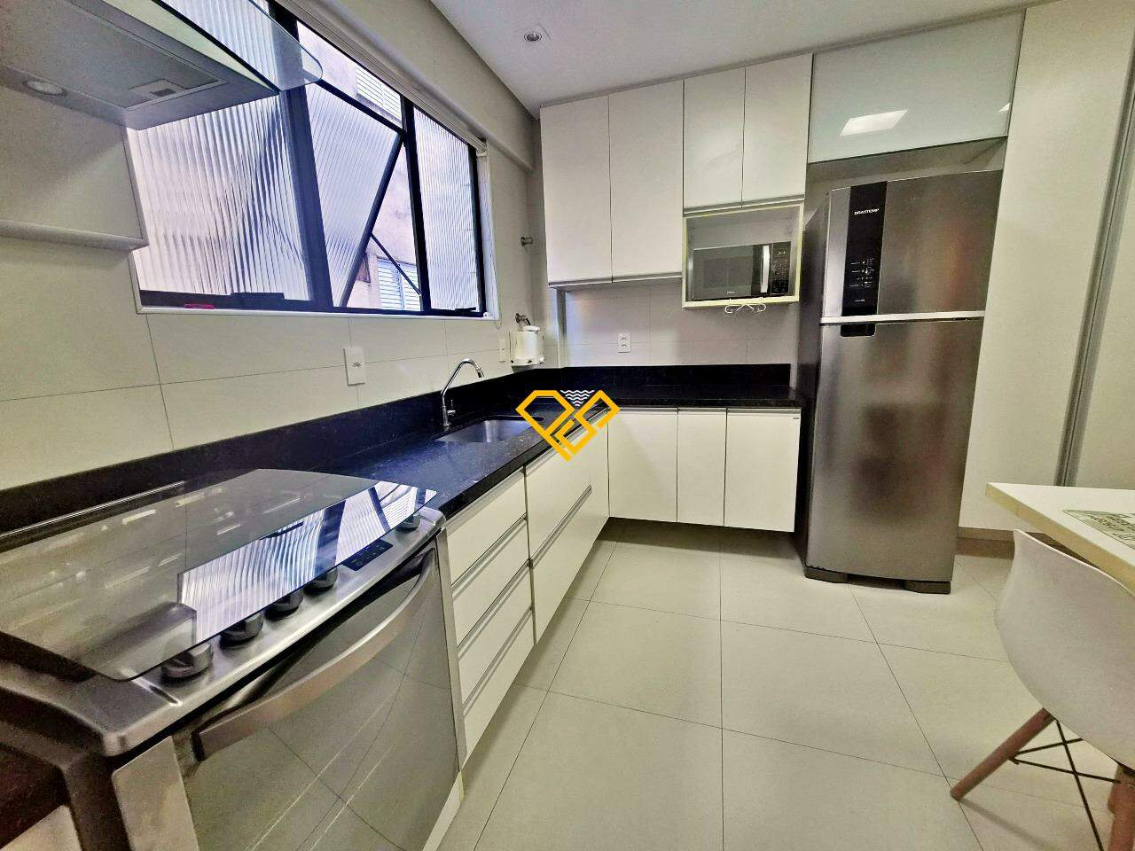 Apartamento à venda no Embaré: Cozinha