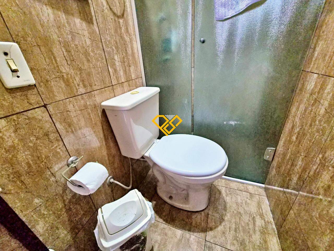 Apartamento à venda no Gonzaga: Wc de serviço
