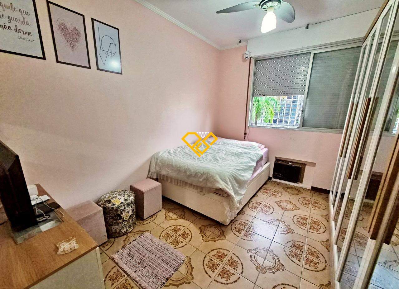 Apartamento à venda no Gonzaga: Dormitório 1 - suíte