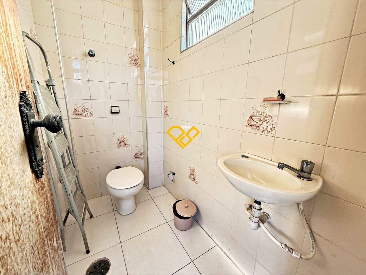 Apartamento à venda no Ponta da Praia: Wc de serviço