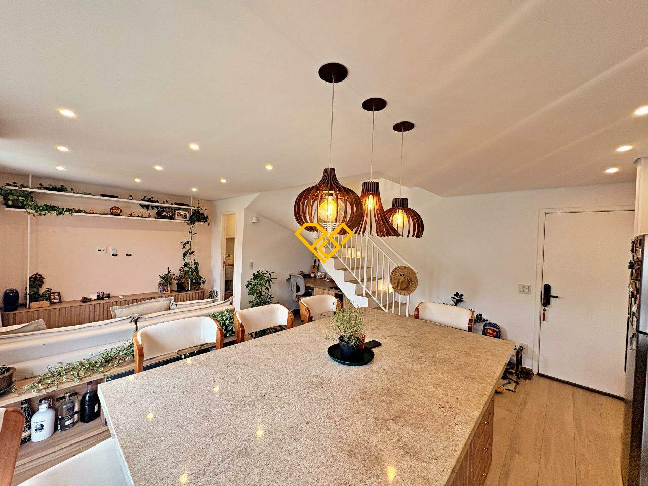 Apartamento Duplex para aluguel no José Menino: Sala