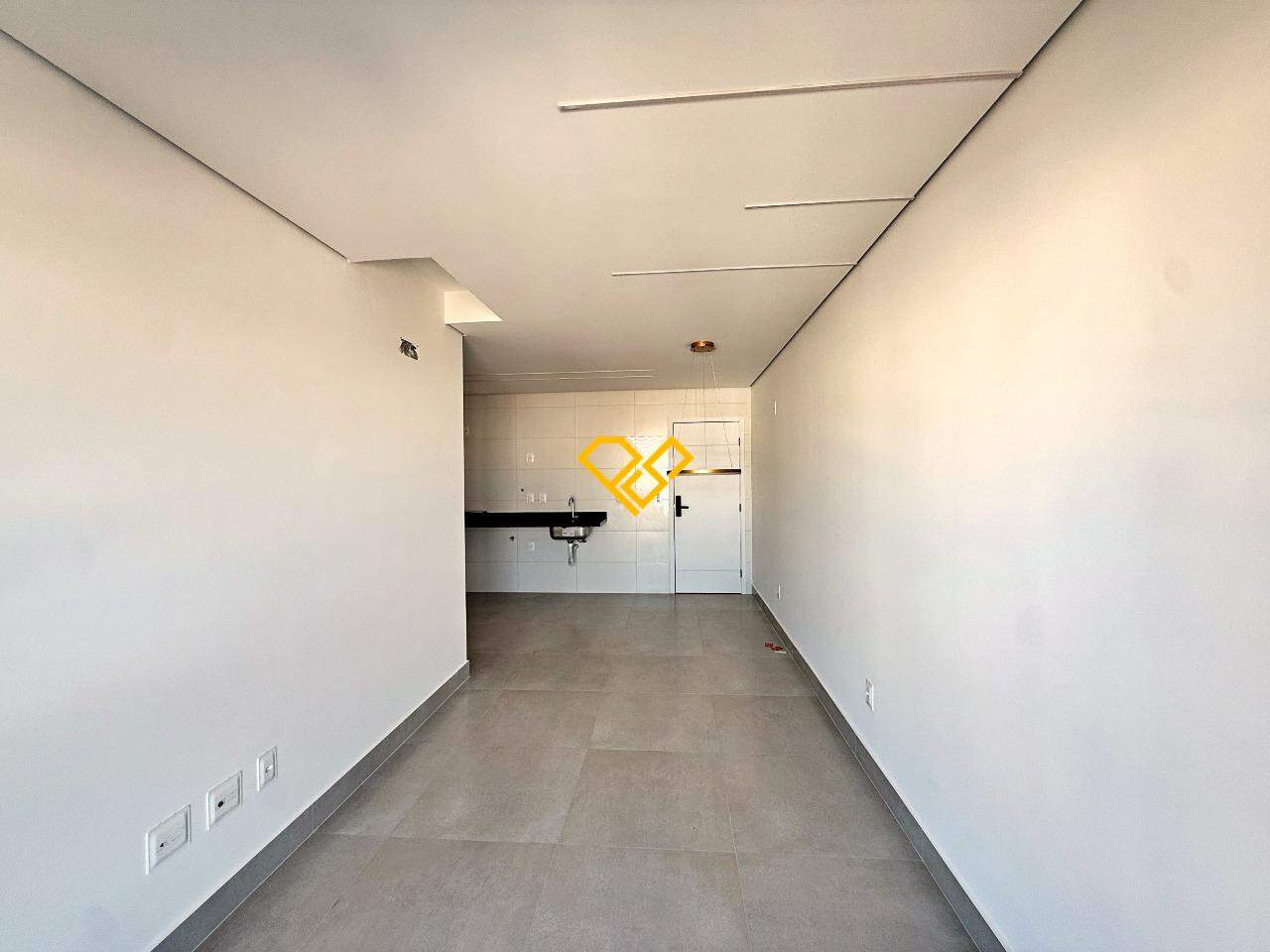 Apartamento à venda no Macuco: Sala e cozinha integrada