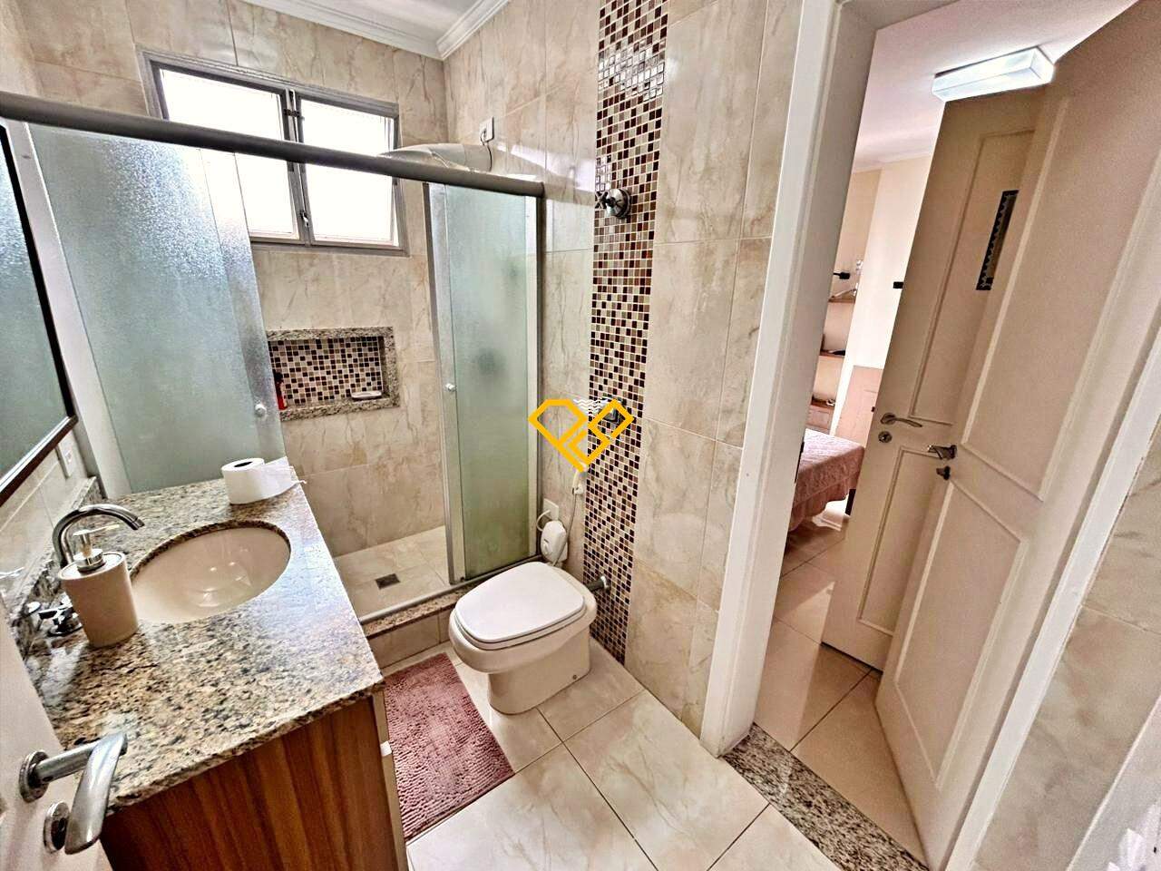 Apartamento à venda no Gonzaga: Wc social