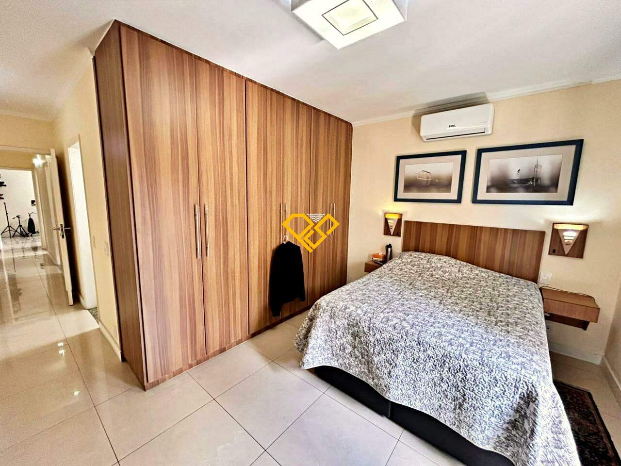 Apartamento à venda no Gonzaga: Dormitório 1 - suíte