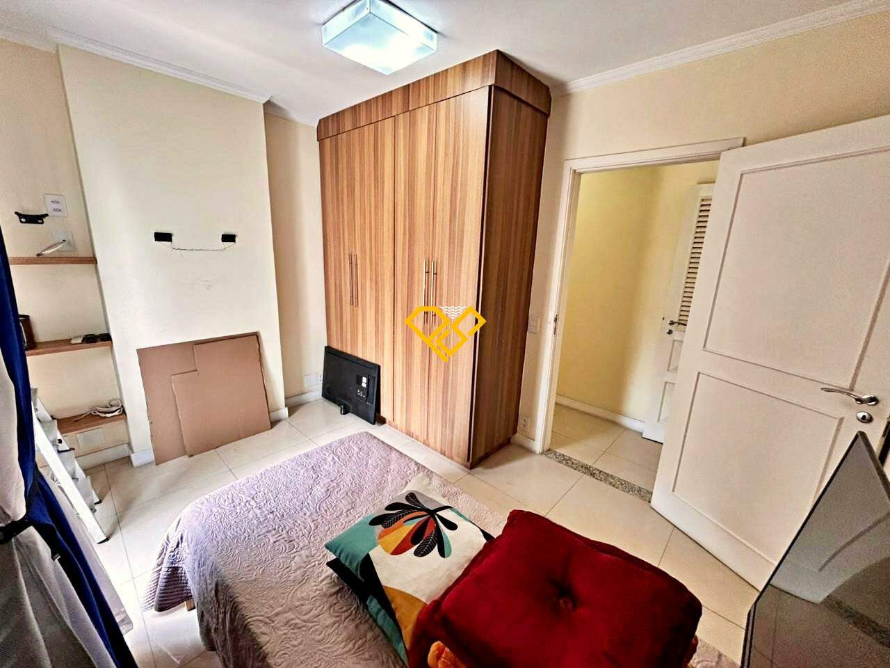 Apartamento à venda no Gonzaga: Dormitório 2