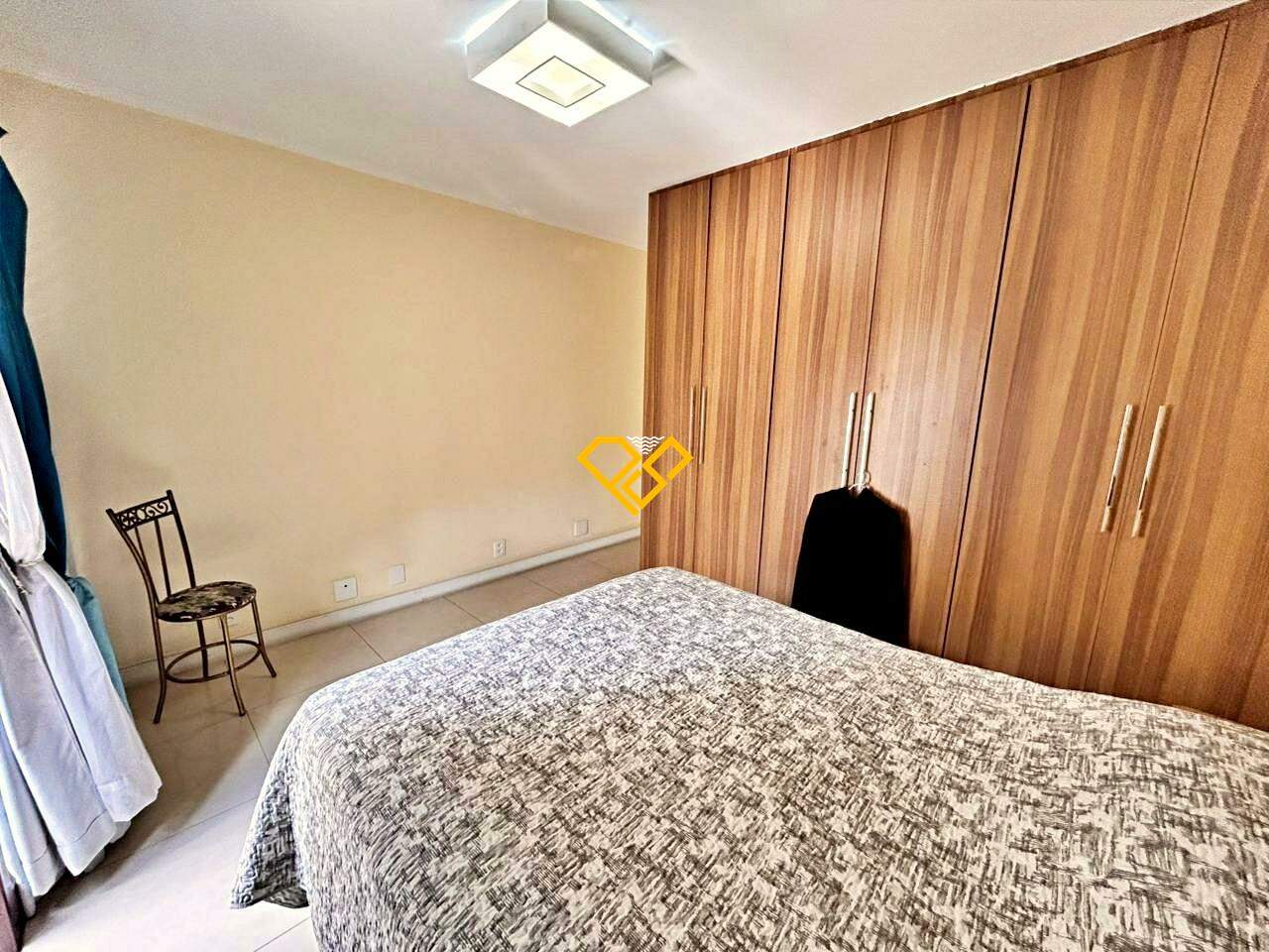 Apartamento à venda no Gonzaga: Dormitório 1 - suíte