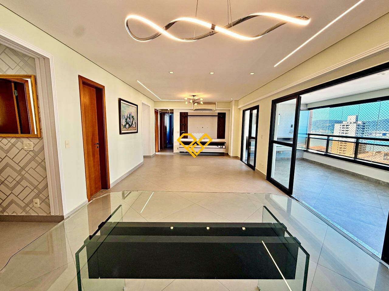 Apartamento para aluguel no Ponta da Praia: Sala