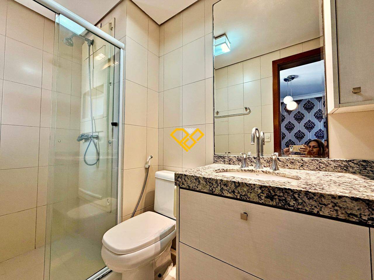 Apartamento para aluguel no Ponta da Praia: Wc suíte